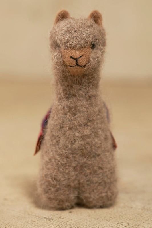 Peluche Qoni Mediana en Baby Alpaga Couleur Gris