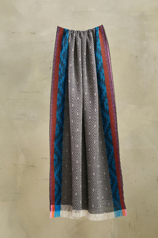 ROMAN SHAWL