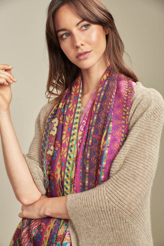 UNZALU SHAWL