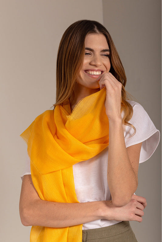 Étole Patito en Baby Alpaga Couleur Amarillo