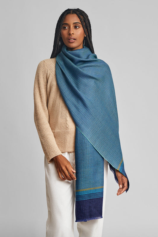Étole Woi en Baby Alpaga Couleur Bleu