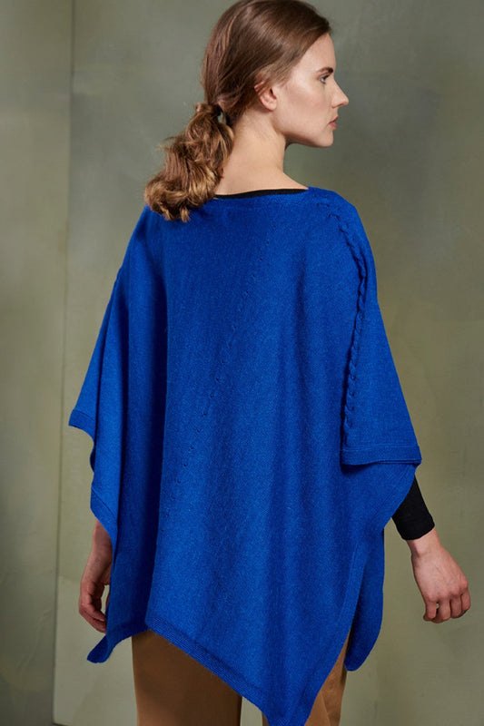 Poncho Tatiana De Baby Alpaca Color Blu