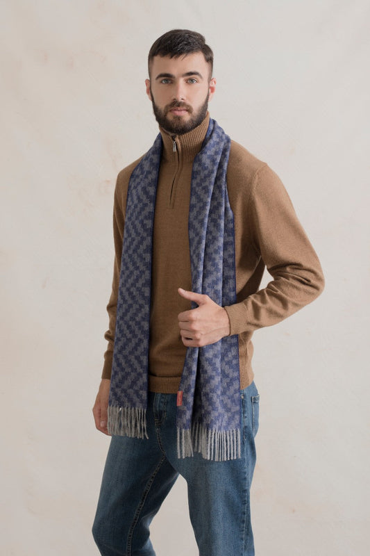 RADICAL SCARF