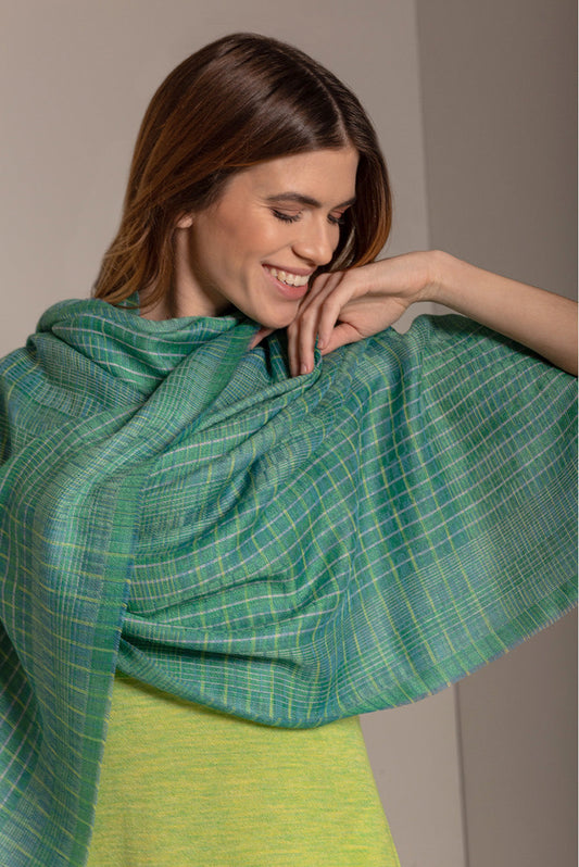 UNIVERSO SHAWL